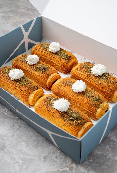 Labnah Zaatar Mini Croissant Bar Box