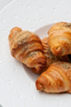 Mini Zaatar Croissant - Pack of 6pcs